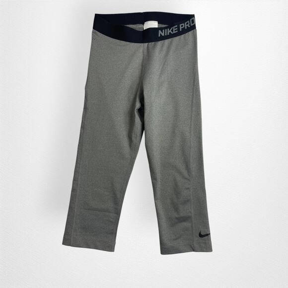 Nike Pro Gray‎ Cropped Leggings Women's Small - Picture 1 of 5